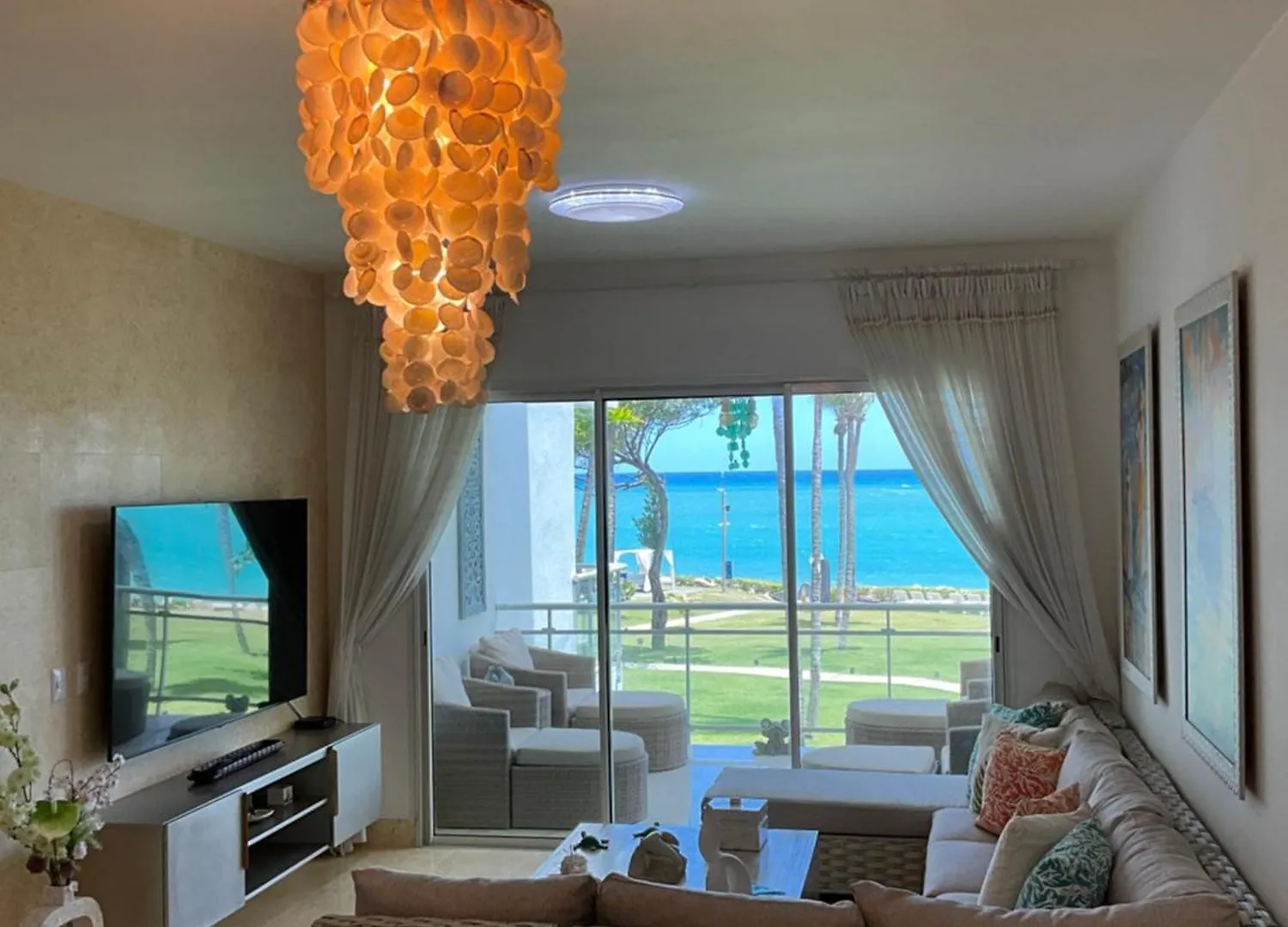 Seawinds Cabarete Front Beach Condo شقة